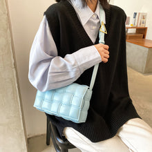 Load image into Gallery viewer, Woven soft top chain pack with versatile cross shoulder