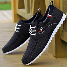 Load image into Gallery viewer, Fall men's shoes, boys shoes, peas shoes, old Beijing cloth shoes