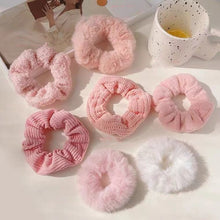 Load image into Gallery viewer, 7 Pcs/Set Women Hair Scrunchies Velvet Solid Color Hair Band for Girls Ponytail Holder Rubber Bands Hair Ties Hair Accessories
