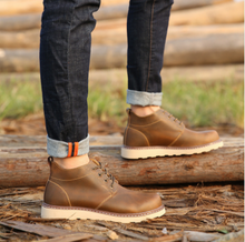 Load image into Gallery viewer, Leather Men Boots Autumn Winter Ankle Boots Fashion Casual Footwear Lace Up Shoes Men High Quality Vintage Men Shoes
