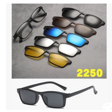 Load image into Gallery viewer, Liuhe one daughter mirror five piece magnetic suction sleeve mirror, male and female polarized sunglasses, sunglasses, glasses bags.
