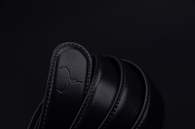 Load image into Gallery viewer, Male pin buckle belt
