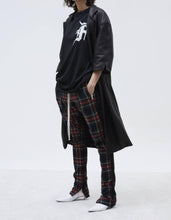 Load image into Gallery viewer, Men&#39;s and women&#39;s autumn and winter new plaid bar stitching zipper pants Biebi same paragraph casual pants
