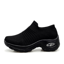 Load image into Gallery viewer, Dancing Soft Bottom Flying Woven Rocking Shoes
