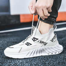 Load image into Gallery viewer, Front Lace Round Head Flying Thread Knitted Fashion Casual Spot Men&#39;s Daily Low-top Sneakers
