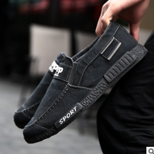 Load image into Gallery viewer, Old Beijing Cloth Shoes Leisure Men&#39;s Canvas Soft Sole Shoes
