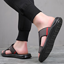 Load image into Gallery viewer, Men&#39;s New Indoor And Outdoor Dual-Use Casual Non-Slip Flip-Flop Beach Slippers
