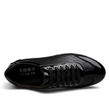 Load image into Gallery viewer, Leather casual men&#39;s shoes men&#39;s shoes
