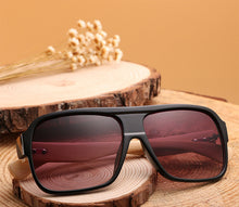 Load image into Gallery viewer, Wooden square sunglasses
