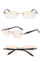 Load image into Gallery viewer, Diamond-cut reading glasses
