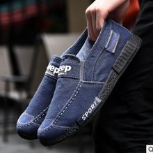 Load image into Gallery viewer, Old Beijing Cloth Shoes Leisure Men&#39;s Canvas Soft Sole Shoes
