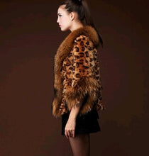 Load image into Gallery viewer, Fur coat girl

