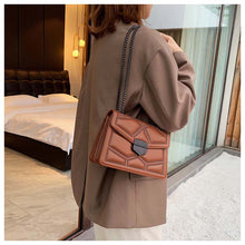 Load image into Gallery viewer, Small Square Shoulder Bag With Studs
