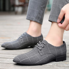 Load image into Gallery viewer, Canvas leather shoes
