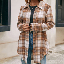 Load image into Gallery viewer, Women&#39;s Loose Casual Plush Plaid Shirt Jacket

