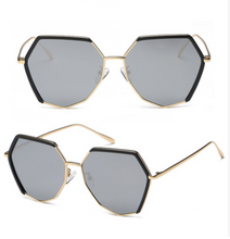 Load image into Gallery viewer, Individual Metal TR Mixed Polarizing Sunglasses Male Irregular Trend Toad Mirror Female New Frame
