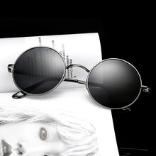 Load image into Gallery viewer, Polarized sunglasses
