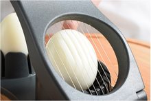 Load image into Gallery viewer, Double-head plastic two-in-one egg slicer

