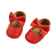 Load image into Gallery viewer, Citgeett 0-18M Baby Infant Girls Flat Shoes Bow Knot Solid First Walker Soft Sole Newborn Infant Toddler Girls Princess Shoes
