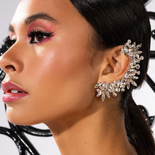 Load image into Gallery viewer, Luxury Ear Clips Earrings No Piercing for Women Crystal Jewelry One-pieces Fashion Trend Rhinestone Aesthetic Ear Cuff
