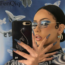 Load image into Gallery viewer, Rimless Rectangle Sunglasses Fashion Small Frameless Eyeglasses New Brand Designer For Female Lens Ladies Gradient Sunglasses O
