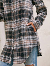 Load image into Gallery viewer, Women&#39;s Loose Casual Plush Plaid Shirt Jacket
